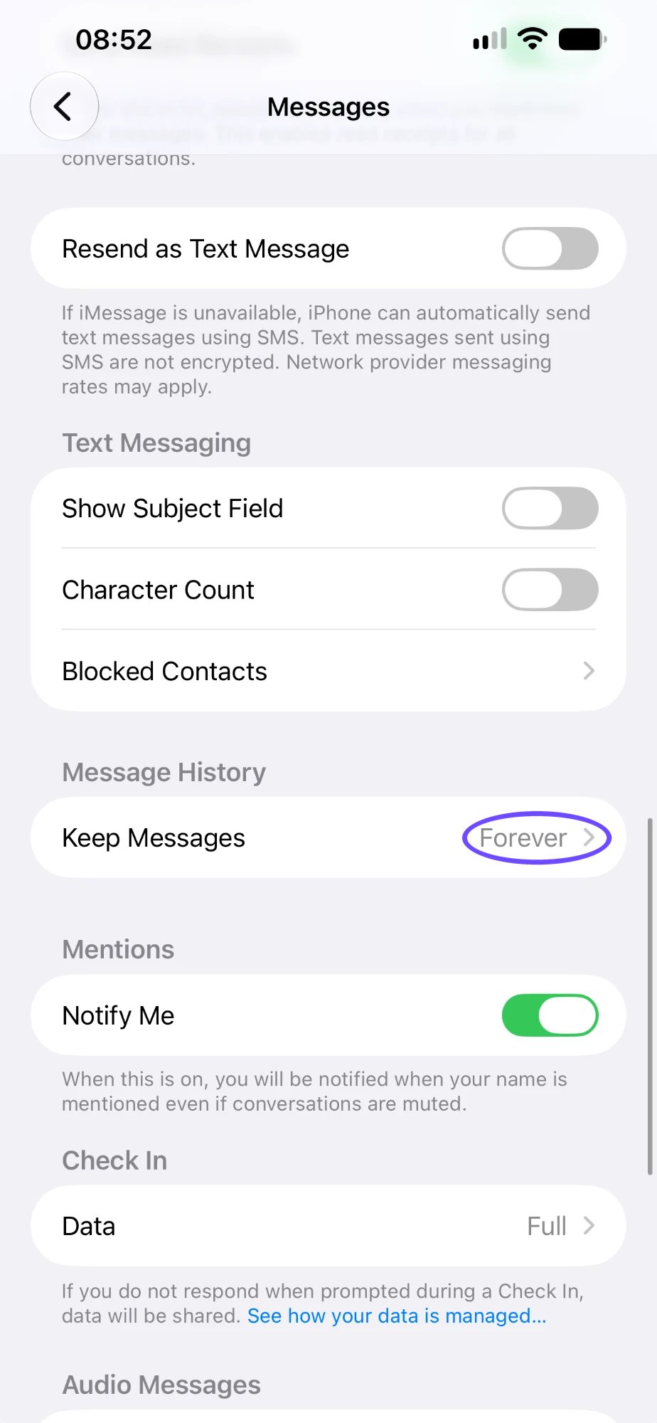 Messages settings on an iPhone with iOS 26: Keep Messages set to Forever under Message History